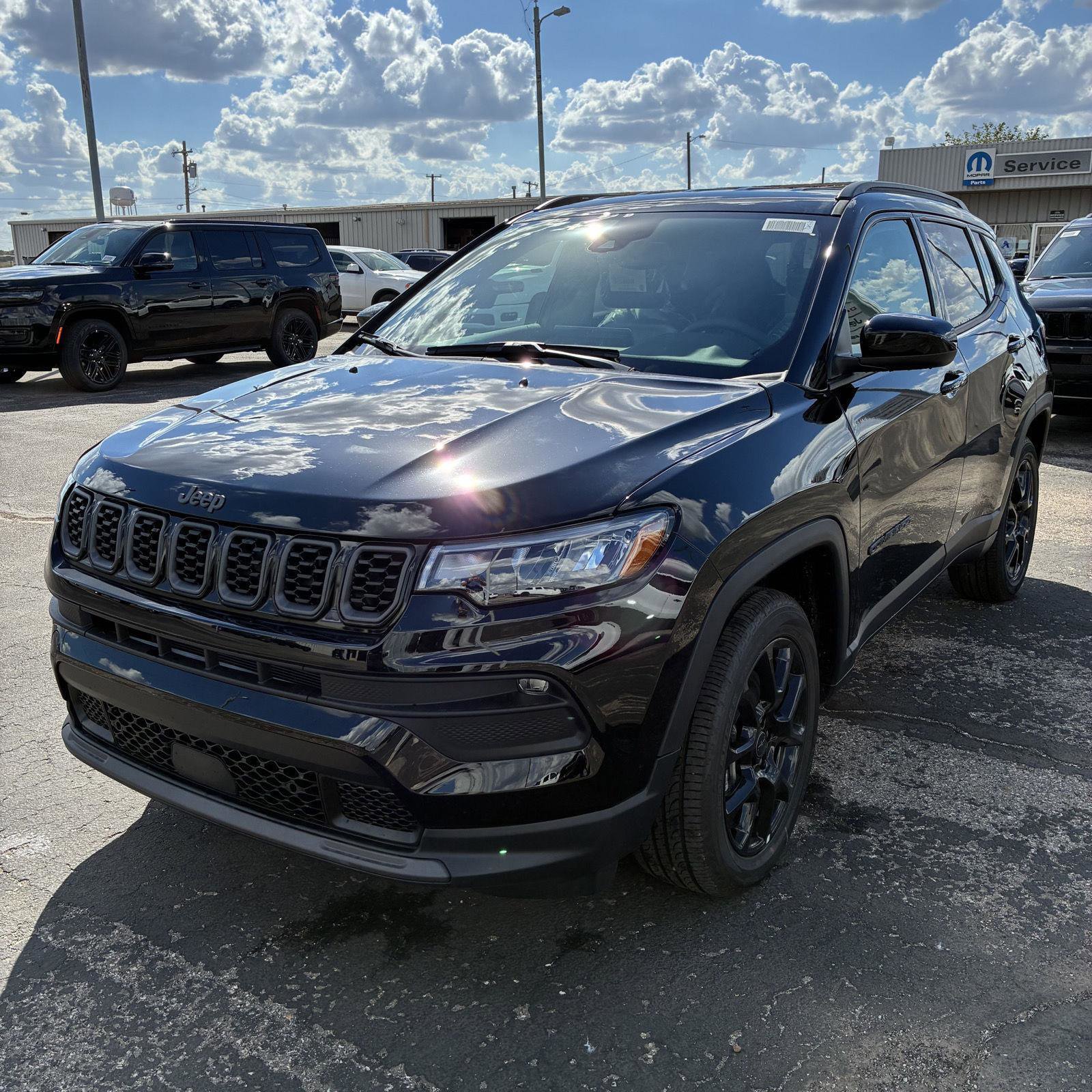 New 2026 Jeep Compass Latitude w/ Quick Order Package 29K