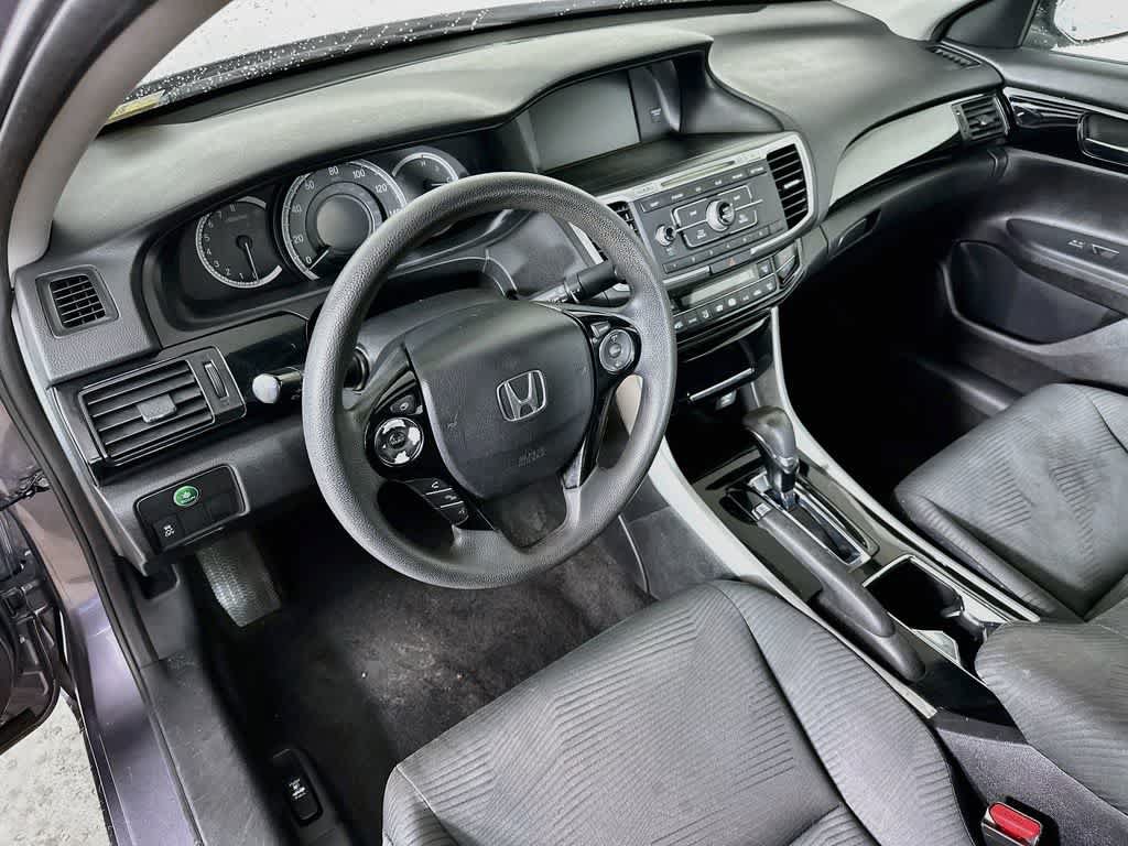 Used 2017 Honda Accord LX image 2