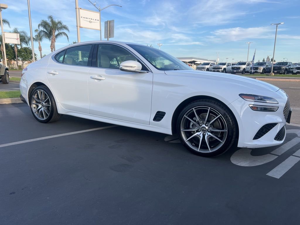 Used 2023 Genesis G70 2.0T RWD image 8