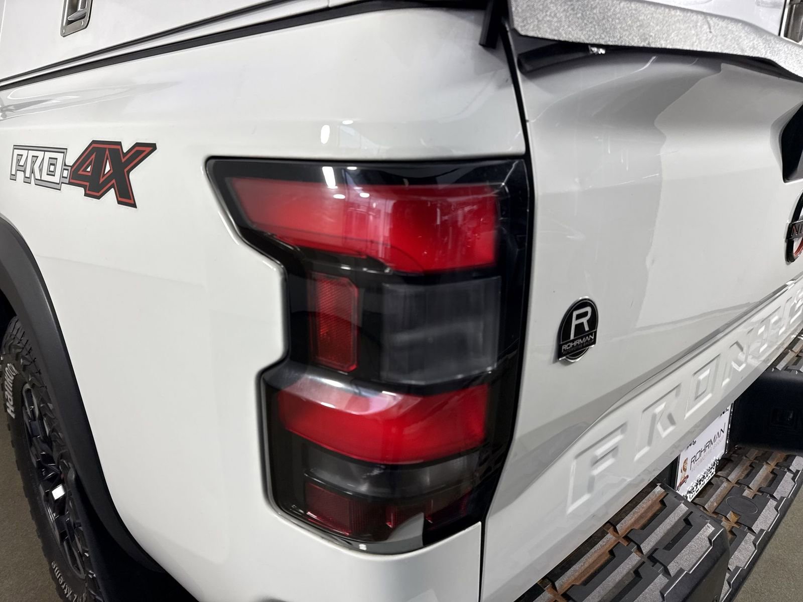 Certified 2022 Nissan Frontier PRO-4X w/ Technology Package AWD/4WD image 32