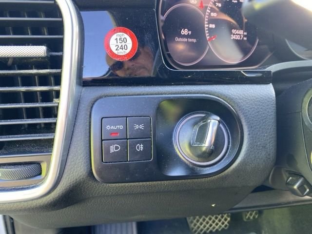 Used 2023 Porsche Cayenne Coupe AWD/4WD image 22