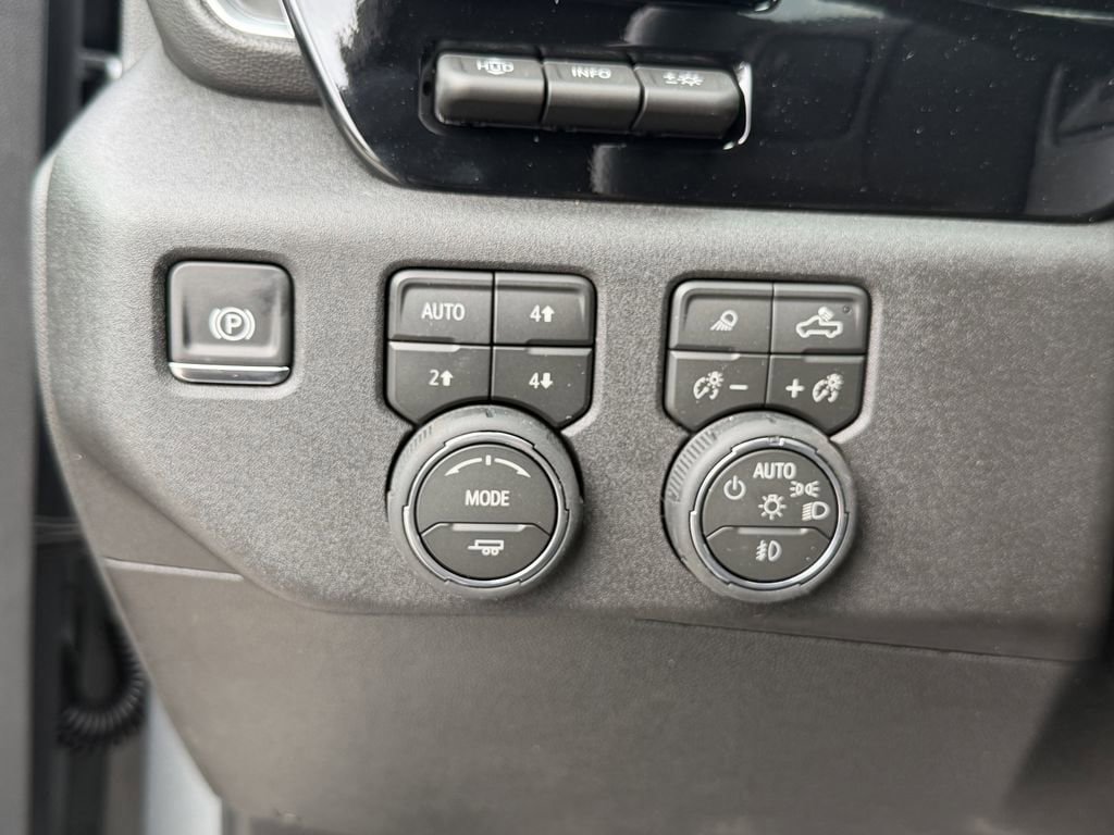 New 2026 Chevrolet Silverado 2500 LTZ w/ LTZ Premium Package image 22
