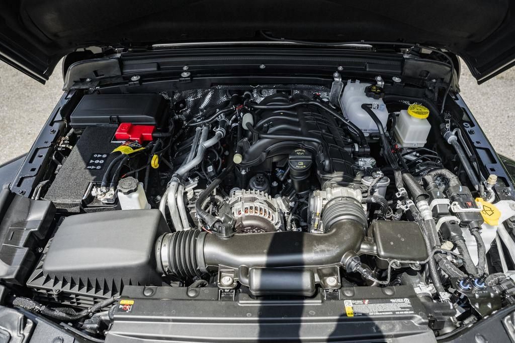 New 2025 Jeep Gladiator Sport AWD/4WD image 20