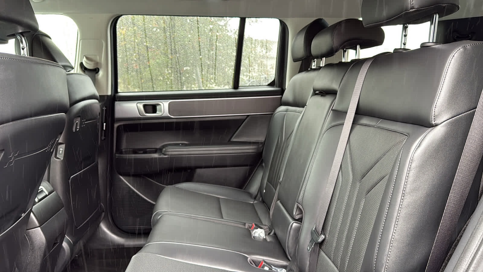 Used 2025 Hyundai Santa Fe XRT image 25