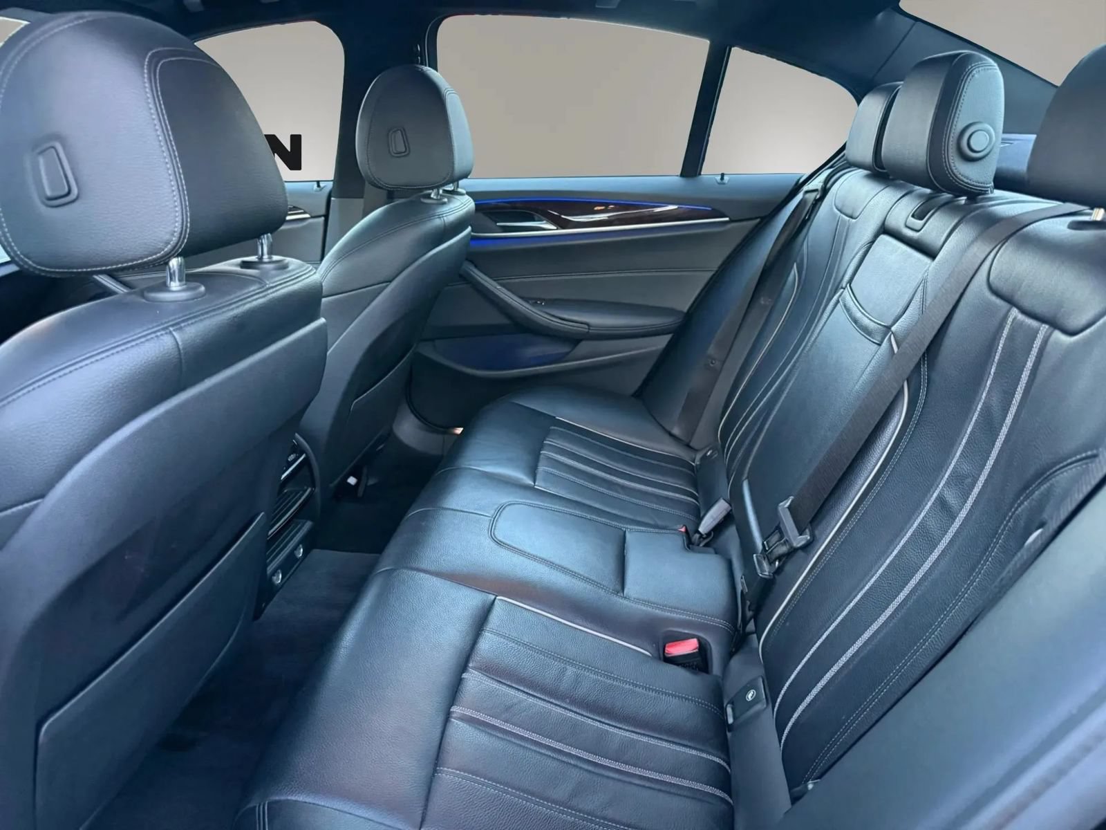 Used 2019 BMW 530i w/ M Sport Package RWD image 32