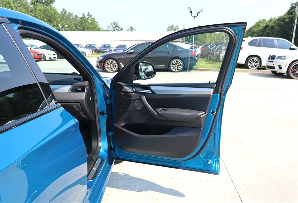 Used 2018 BMW X4 M40i AWD/4WD image 36