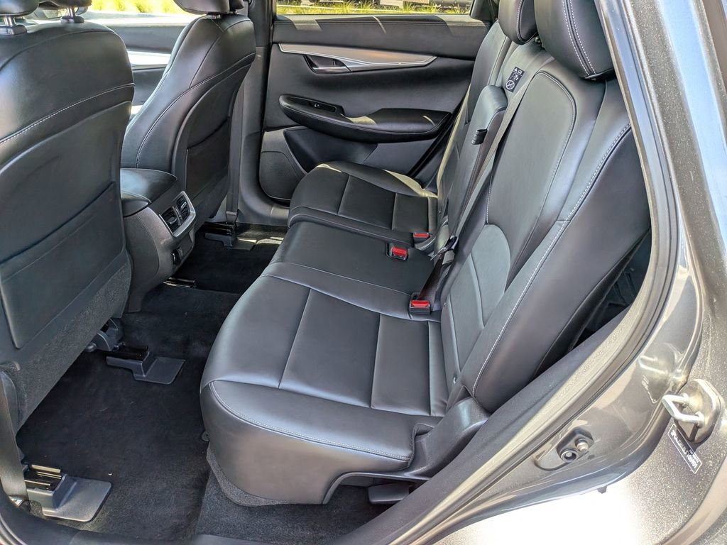 Used 2020 INFINITI QX50 Luxe w/ Navigation Package FWD image 33