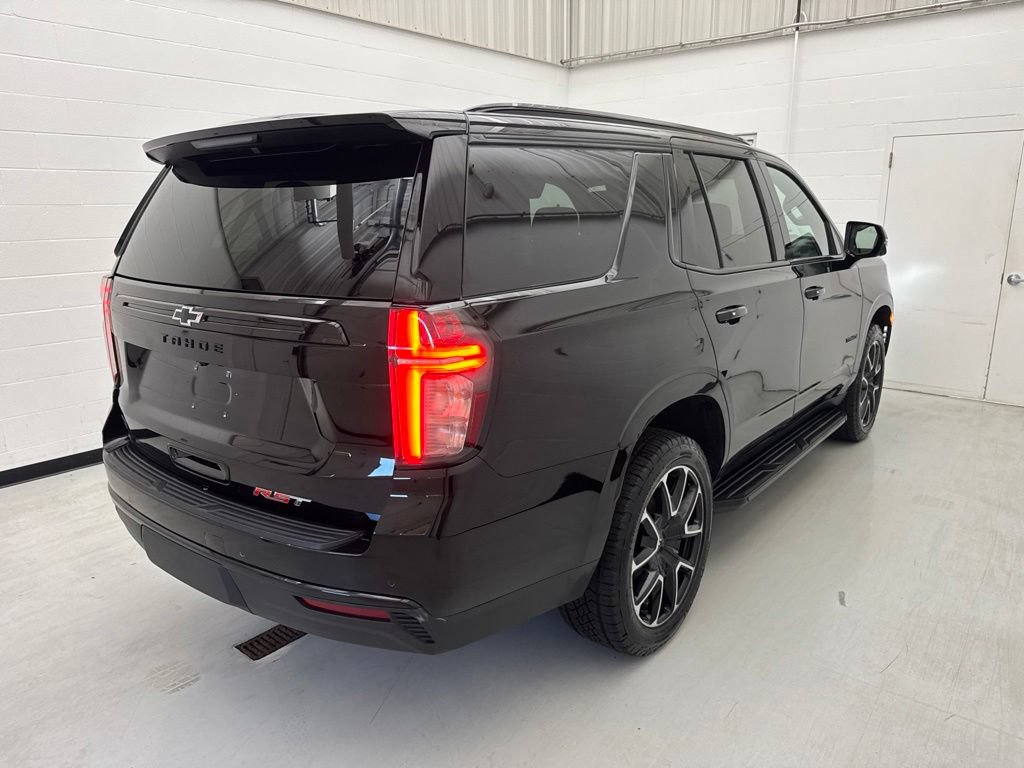 Used 2024 Chevrolet Tahoe RST w/ Luxury Package AWD/4WD image 11