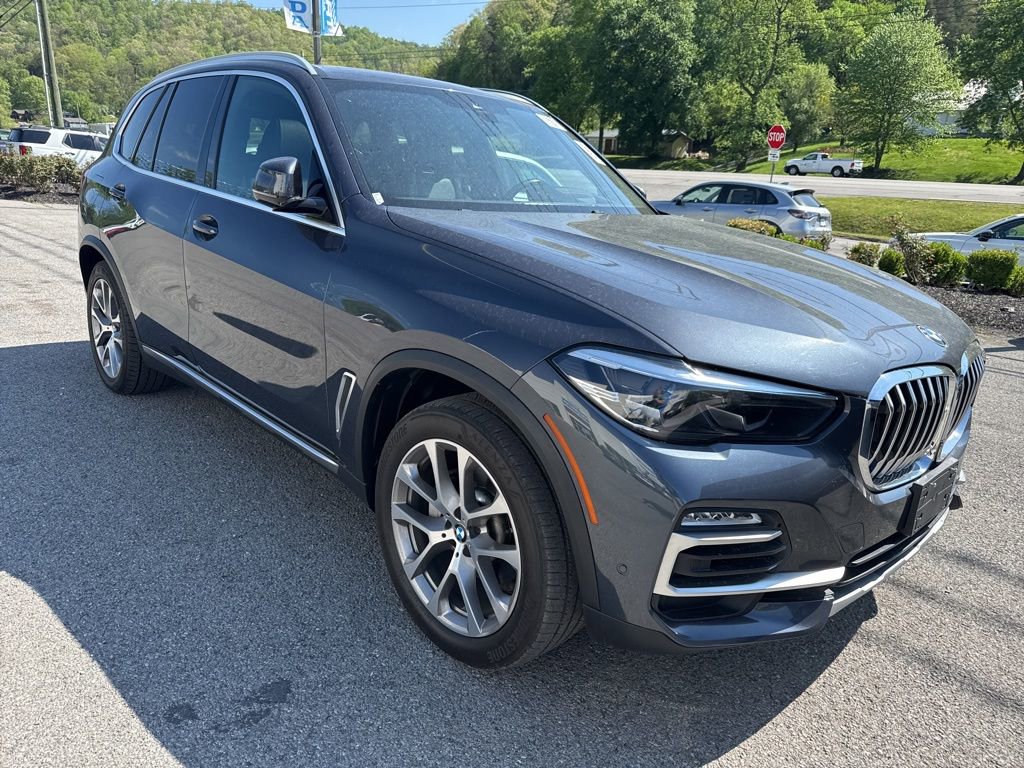Used 2019 BMW X5 xDrive40i w/ Premium Package 2 AWD/4WD image 4