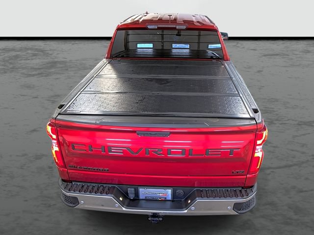 Used 2023 Chevrolet Silverado 1500 LTZ AWD/4WD image 3