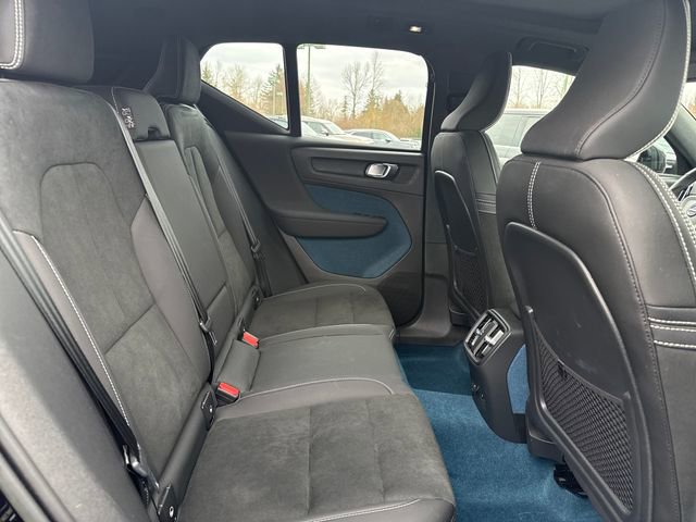 Used 2023 Volvo XC40 Recharge Ultimate image 14