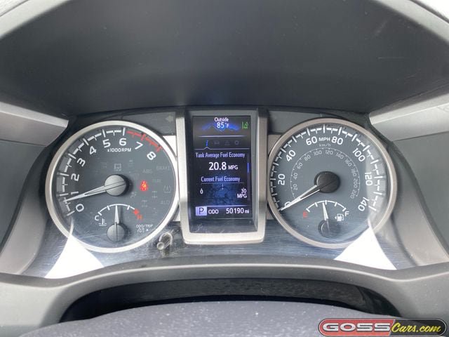 Used 2022 Toyota Tacoma SR5 AWD/4WD image 19