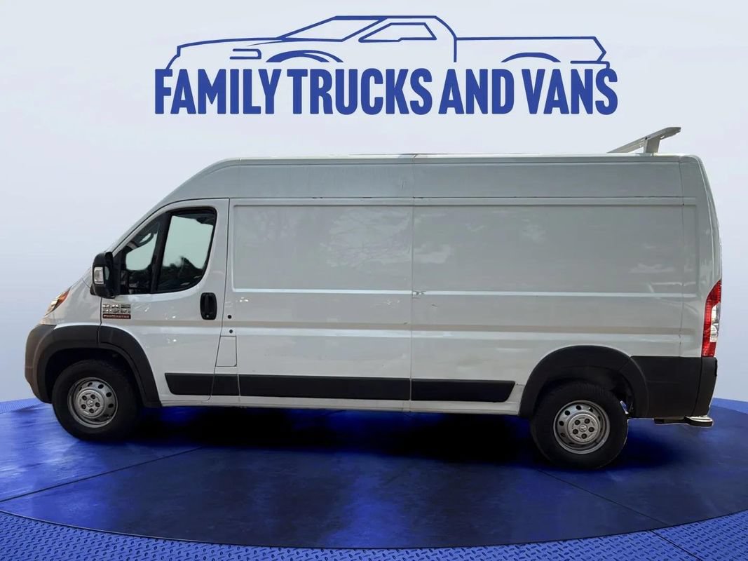 Used 2022 RAM ProMaster 2500 FWD image 2