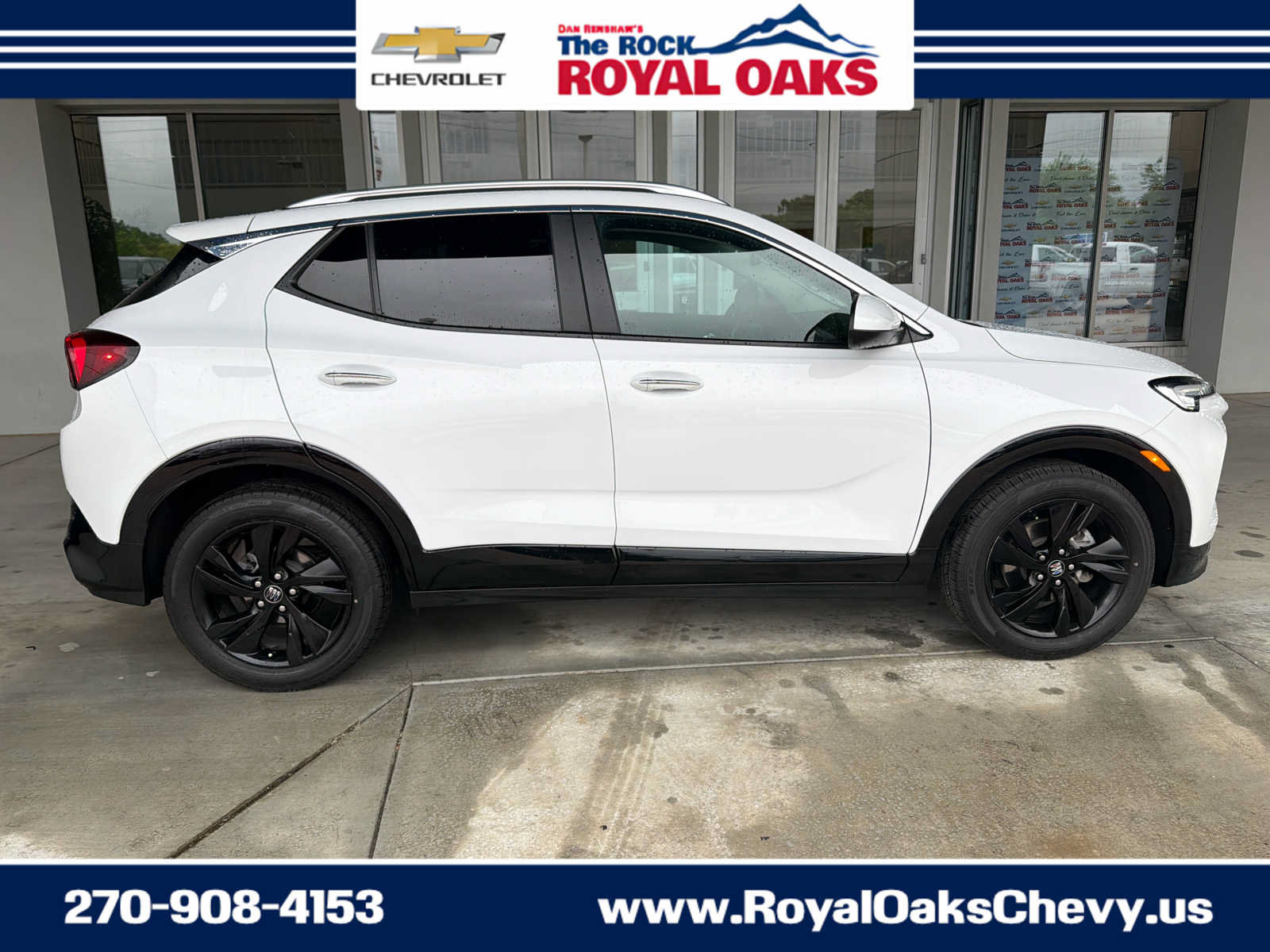 Used 2024 Buick Encore GX Sport Touring FWD image 8