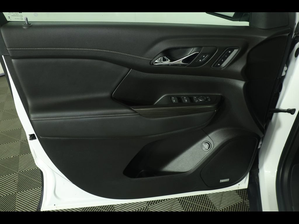 Certified 2023 GMC Acadia SLT w/ Elevation Edition FWD image 24
