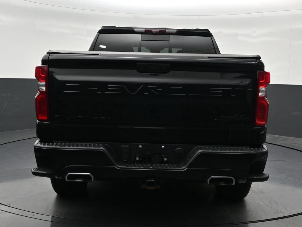 Used 2024 Chevrolet Silverado 1500 High Country w/ Technology Package AWD/4WD image 4