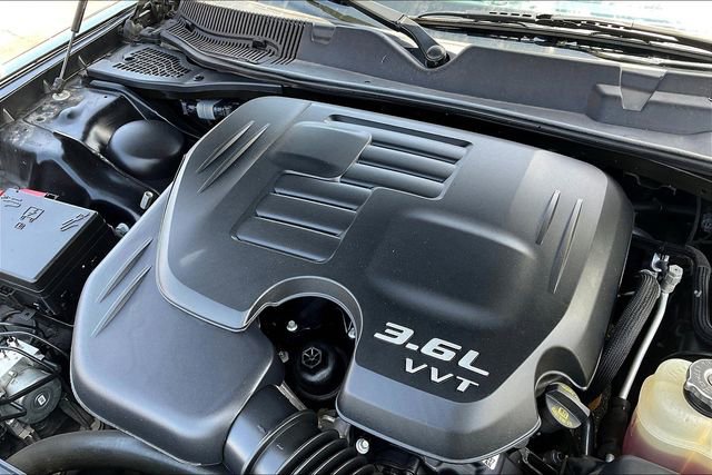 Used 2023 Dodge Challenger SXT image 31