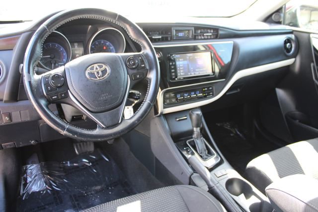 Used 2017 Toyota Corolla iM w/ Carpet Mat Package FWD image 12
