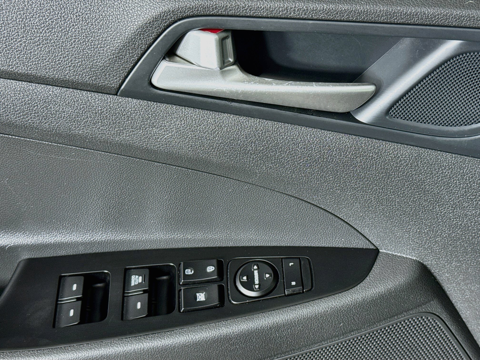 Used 2020 Hyundai Tucson SE w/ Cargo Package FWD image 38