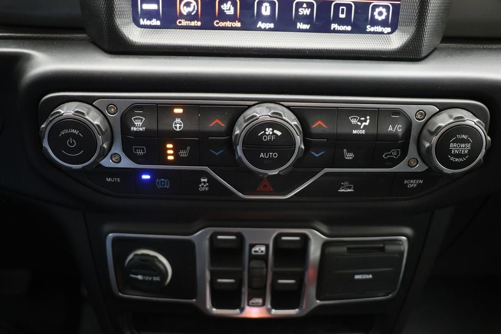 Used 2023 Jeep Wrangler Unlimited w/ Cold Weather Group image 24