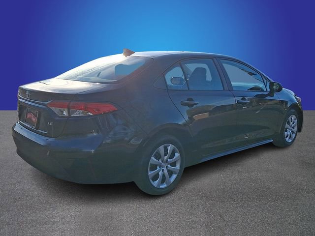 Used 2023 Toyota Corolla LE image 4