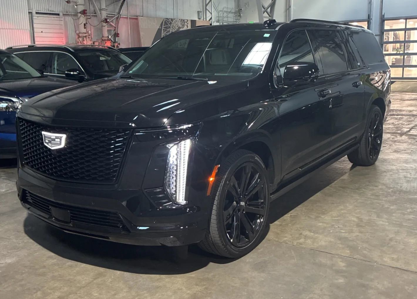 Used 2025 Cadillac Escalade ESV Sport Platinum w/ LPO, Floor Liner Package image 2