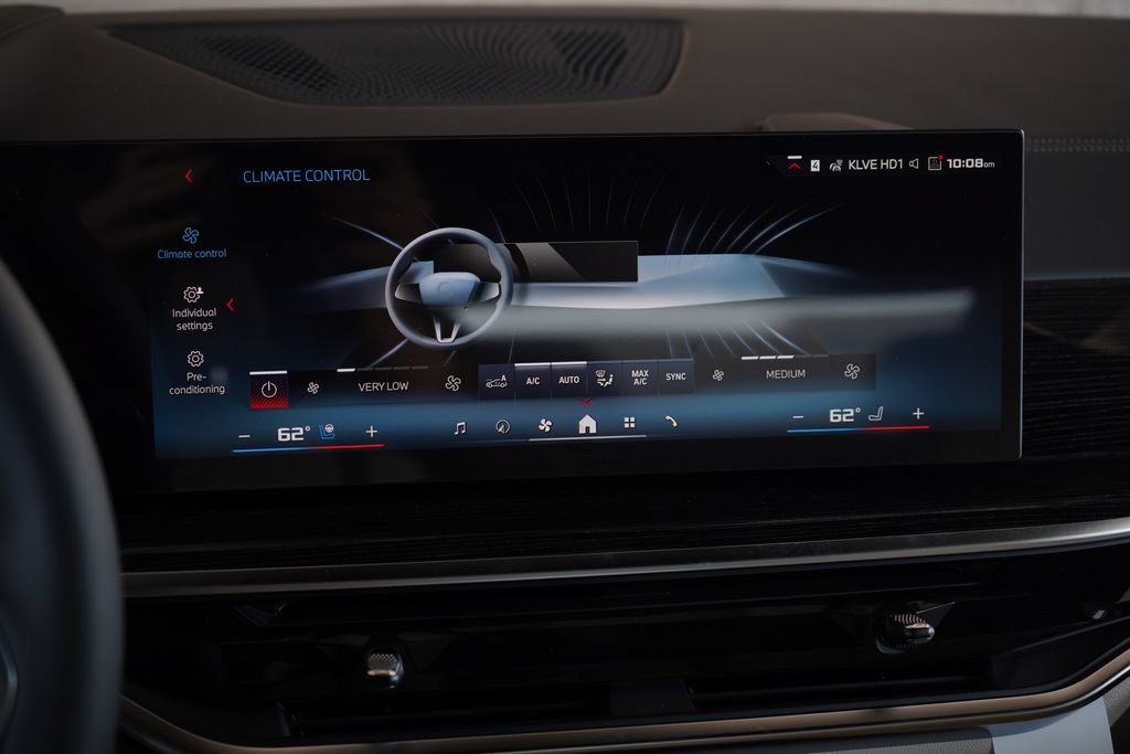 New 2027 BMW X7 M60i AWD/4WD image 18