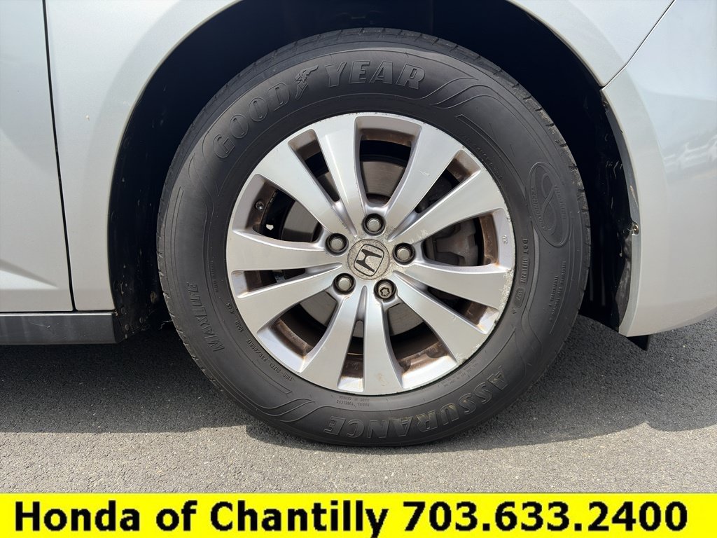 Used 2015 Honda Odyssey EX-L image 30