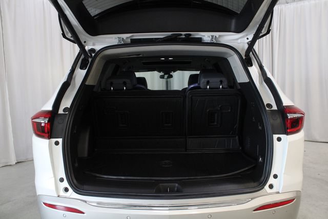 Used 2021 Buick Enclave Premium w/ Sun and Sites Package FWD image 33