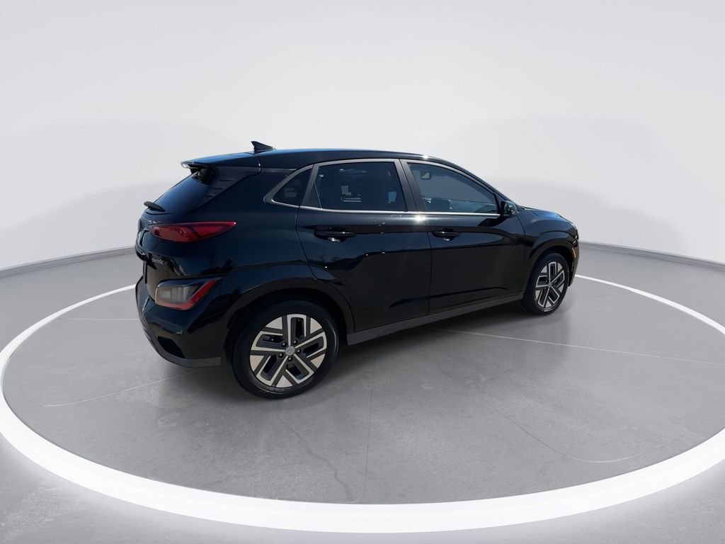 Used 2023 Hyundai Kona Limited w/ Cargo Package FWD image 16