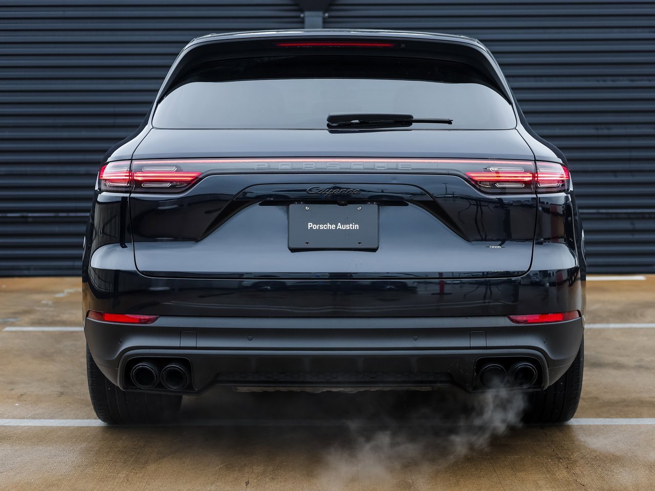 Certified 2022 Porsche Cayenne E-Hybrid image 6