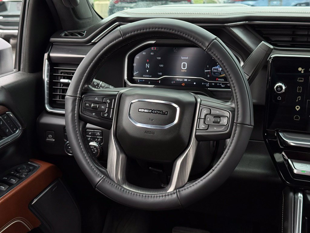 Used 2024 GMC Sierra 3500 Denali Ultimate w/ LPO, GMC Protection Package AWD/4WD image 9
