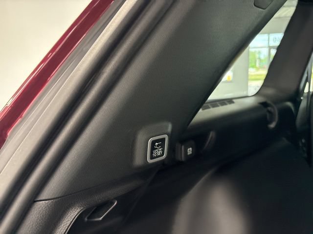Used 2023 Jeep Grand Cherokee Altitude AWD/4WD image 13
