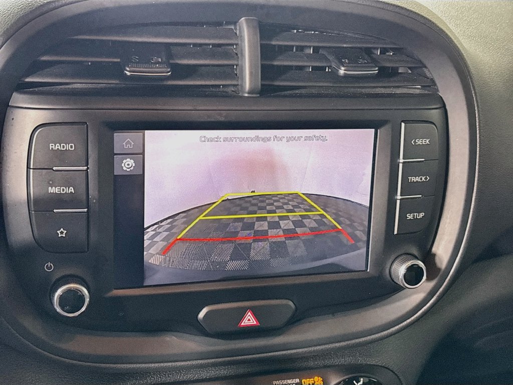 Used 2024 Kia Soul LX w/ Option Group 015 FWD image 16