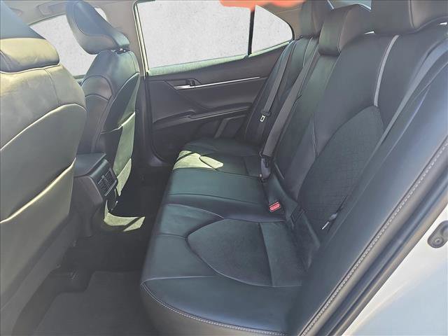 Used 2020 Toyota Camry XSE image 9