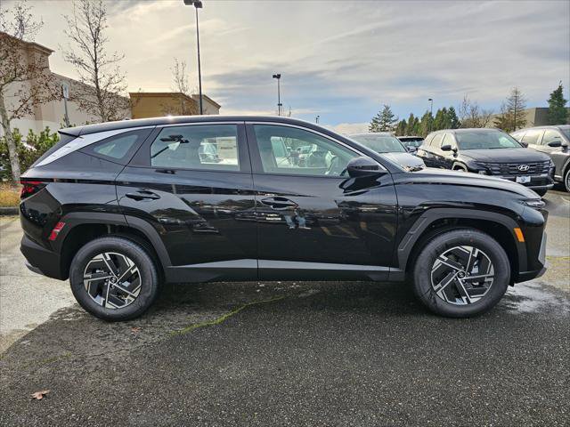 New 2026 Hyundai Tucson Blue SE w/ Tow & Go Package AWD/4WD image 8