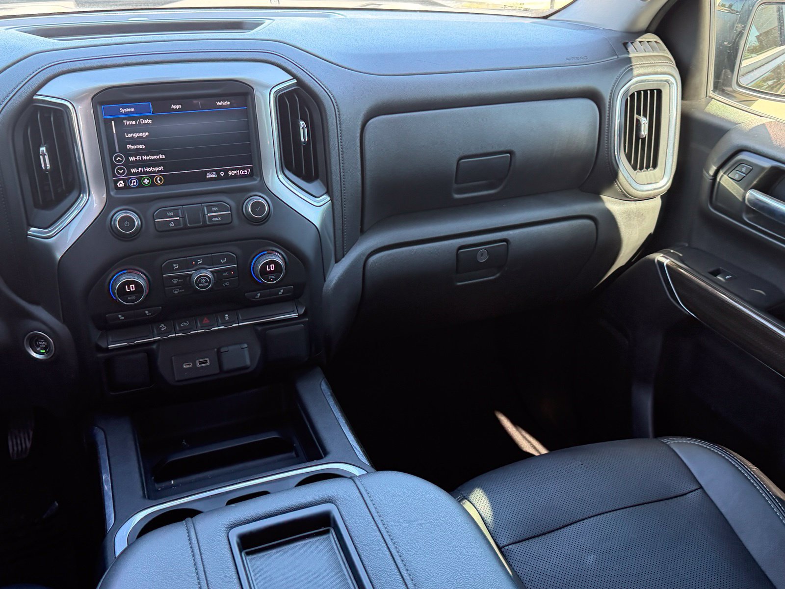 Used 2022 Chevrolet Silverado 1500 LT Trail Boss AWD/4WD image 16
