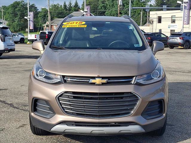 Used 2018 Chevrolet Trax LT w/ LT Convenience Package AWD/4WD image 3