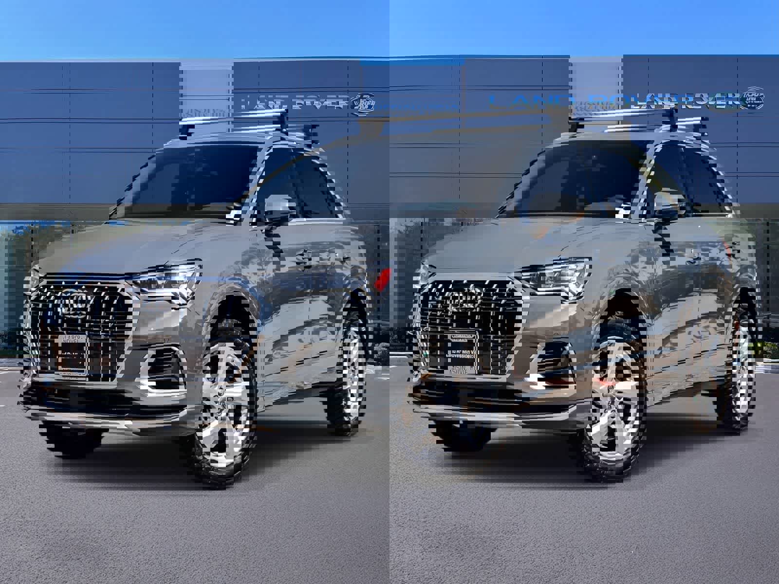 Used 2020 Audi Q3 2.0T Premium Plus image 1