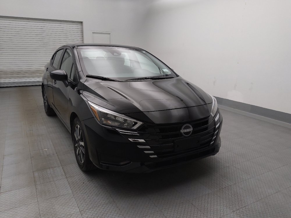 Used 2025 Nissan Versa SV w/ Trunk Package FWD image 14