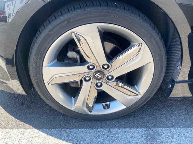 Used 2013 Hyundai Veloster Turbo FWD image 14