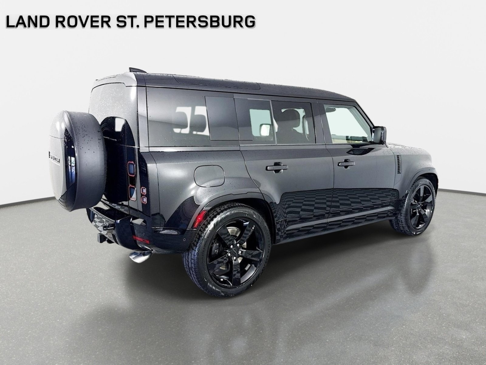 New 2026 Land Rover Defender 110 V8 AWD/4WD image 5