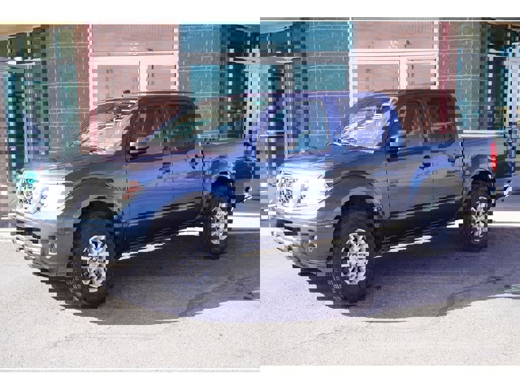 Used 2014 Nissan Frontier SV w/ SV Value Truck Package image 1