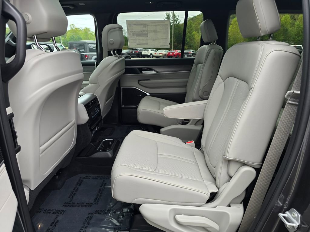 New 2025 Jeep Wagoneer Series II image 10