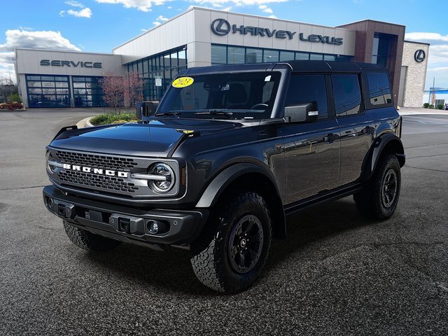 Used 2023 Ford Bronco Badlands image 1