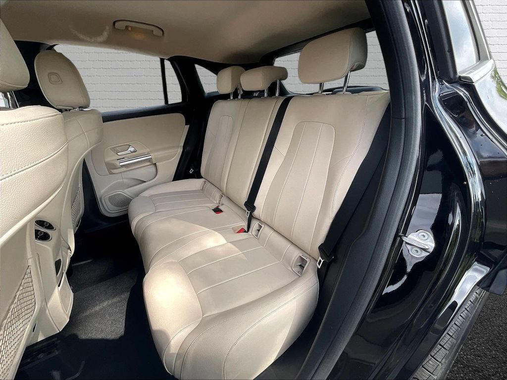 Used 2021 Mercedes-Benz GLA 250 image 14