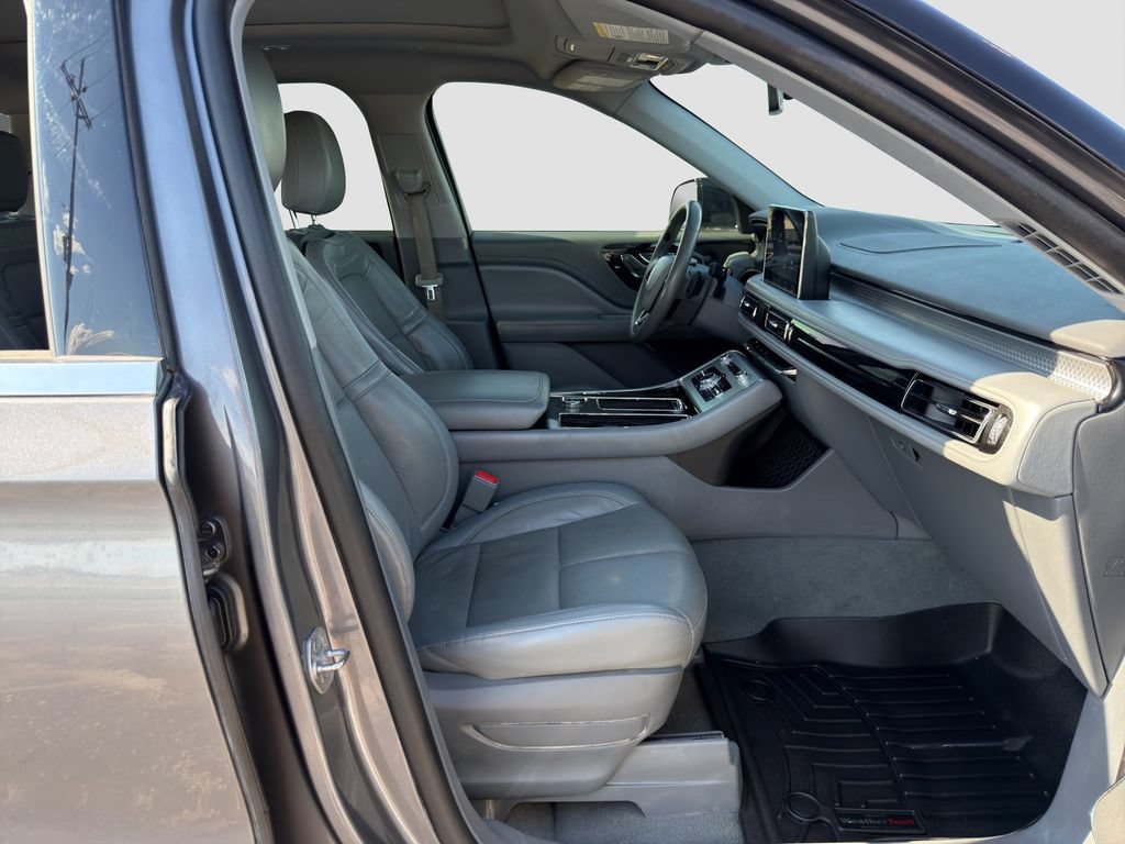 Used 2021 Lincoln Aviator Grand Touring w/ Elements Package Plus AWD/4WD image 29