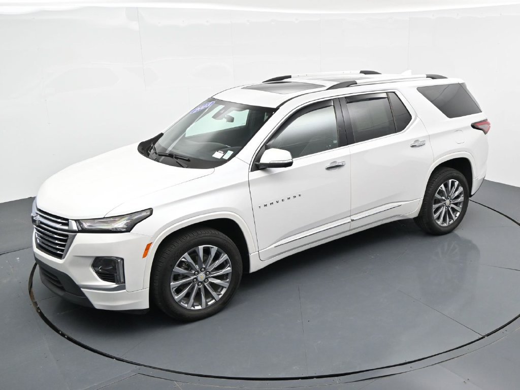 Used 2023 Chevrolet Traverse Premier FWD image 19