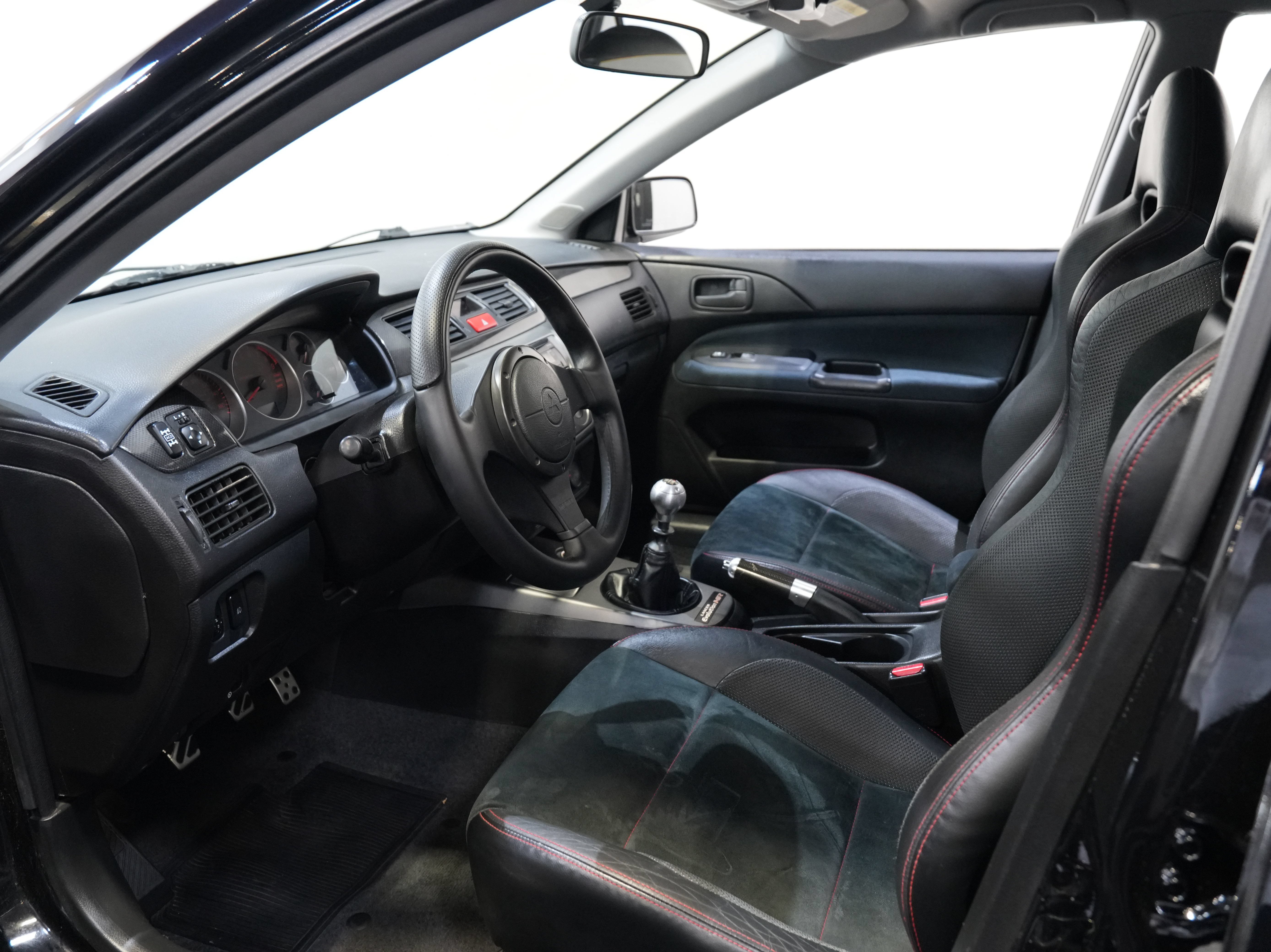 Used 2006 Mitsubishi Lancer Evolution MR AWD/4WD image 30