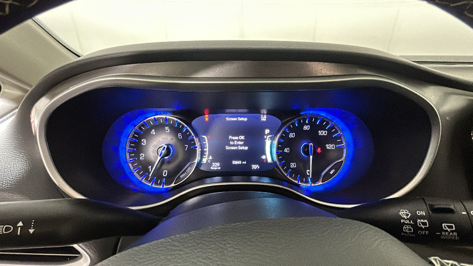Used 2024 Chrysler Pacifica Touring-L FWD image 20